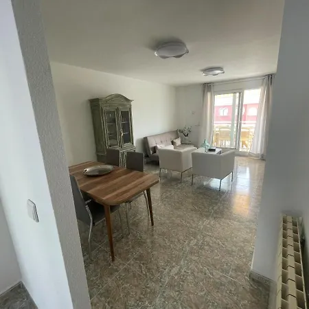 Apartamento La Rosaleda Ii En 아파트